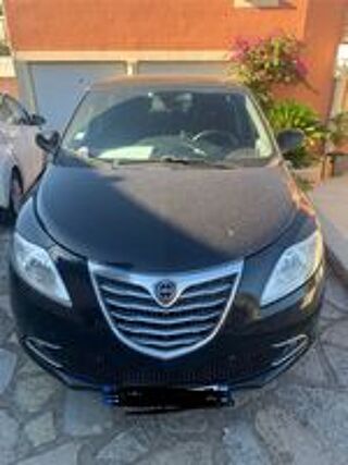 Ypsilon 1.2 8v 69 ch Stop&Start Silver 2013 occasion 34990 Juvignac