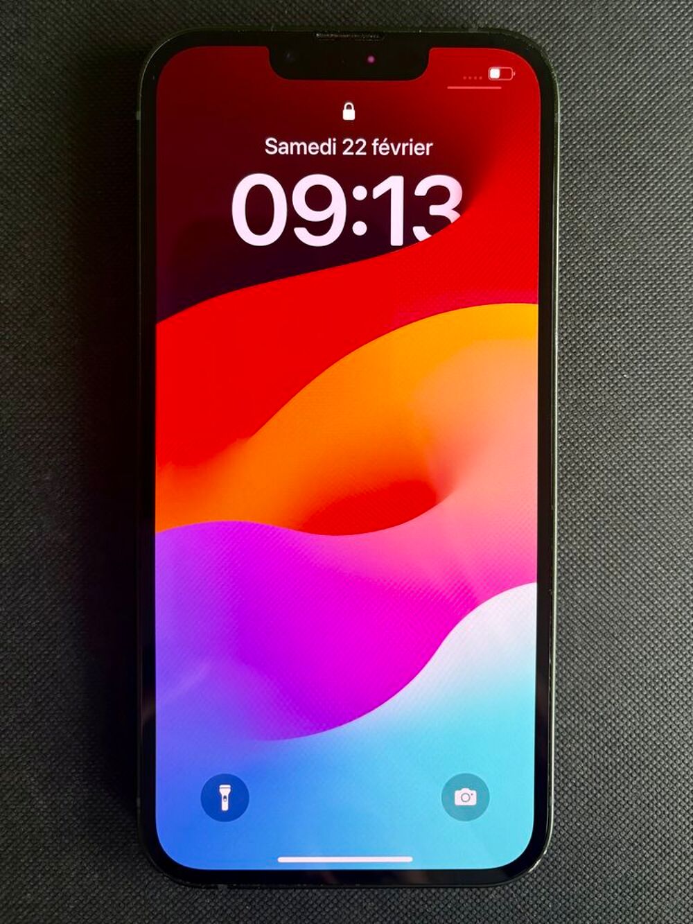 iPhone 13 Vert - 128 Go - Tr&egrave;s bon &eacute;tat - 83 % de capacit&eacute; b T�l�phones et tablettes