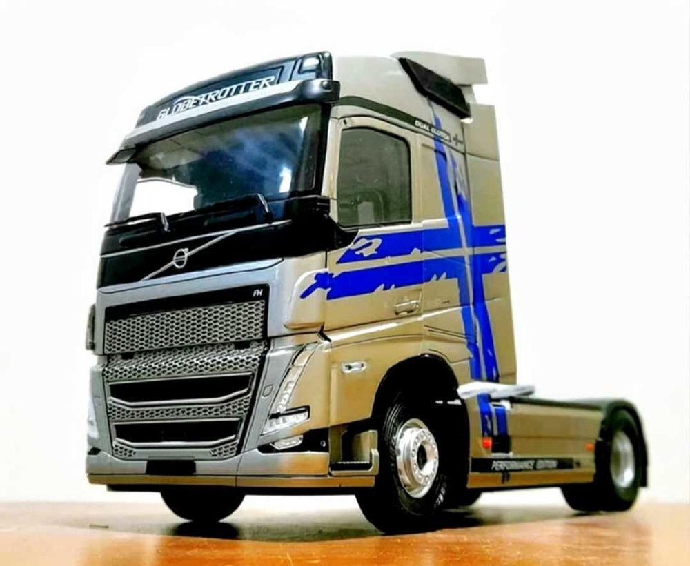 Camions et Remorques Solido au 1/24&egrave;me 
