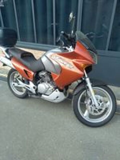 HONDA 2006 occasion 85500 Saint-Paul-en-Pareds