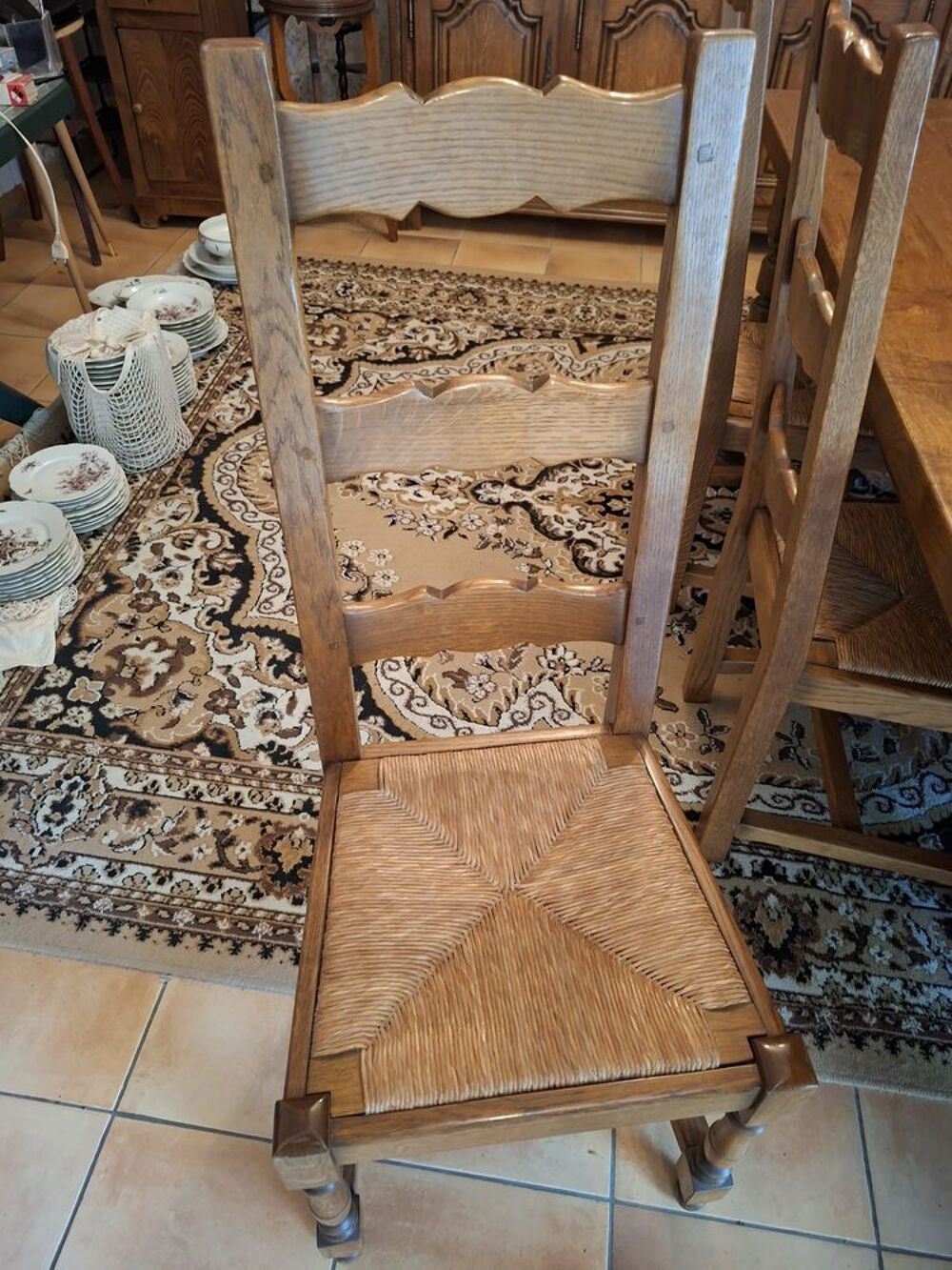 Grande table en ch&ecirc;ne massif Meubles