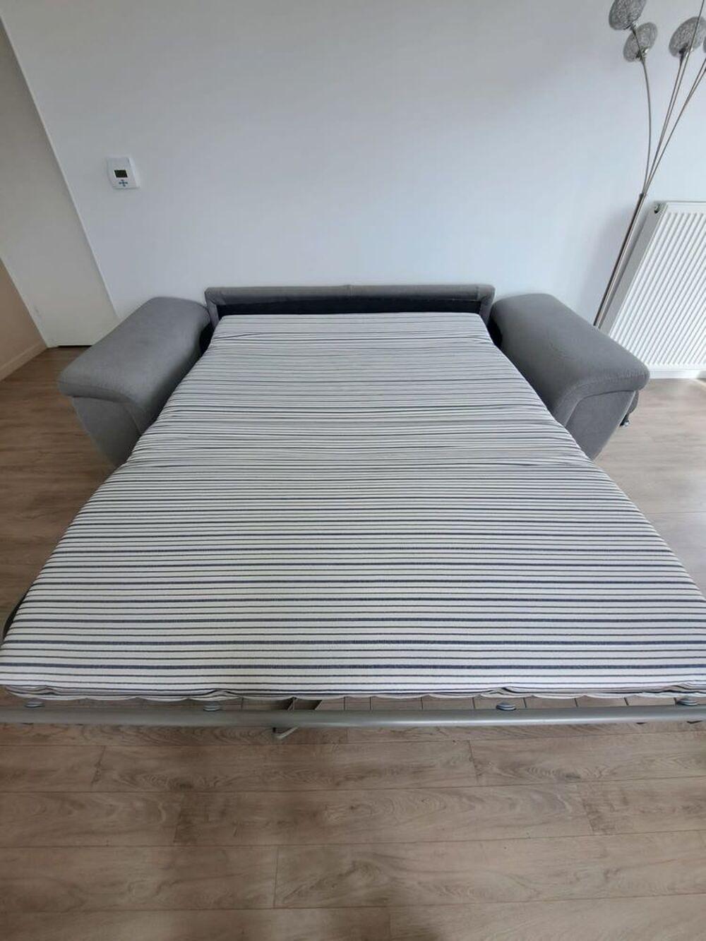 Canap&eacute; 3 places convertible rapido tissu gris Meubles