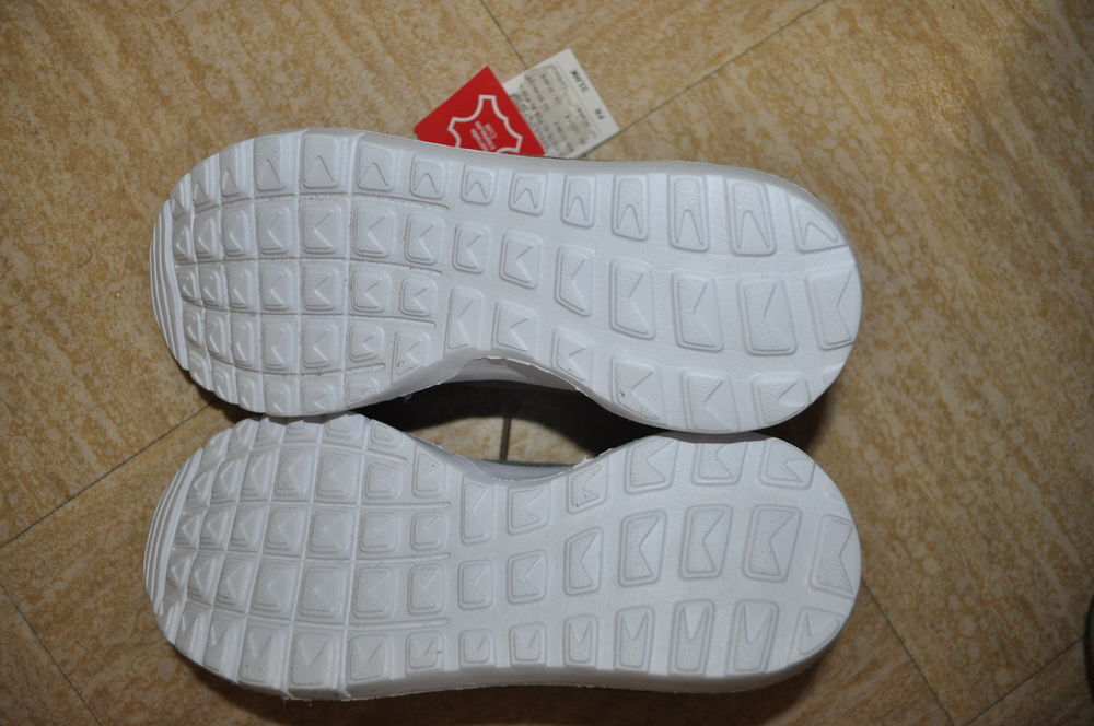 Sneakers DPAM neuves en cuir taille 37 Chaussures enfants