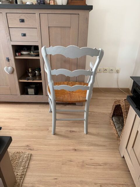 fauteuil ancien en bois Valenciennes (59)