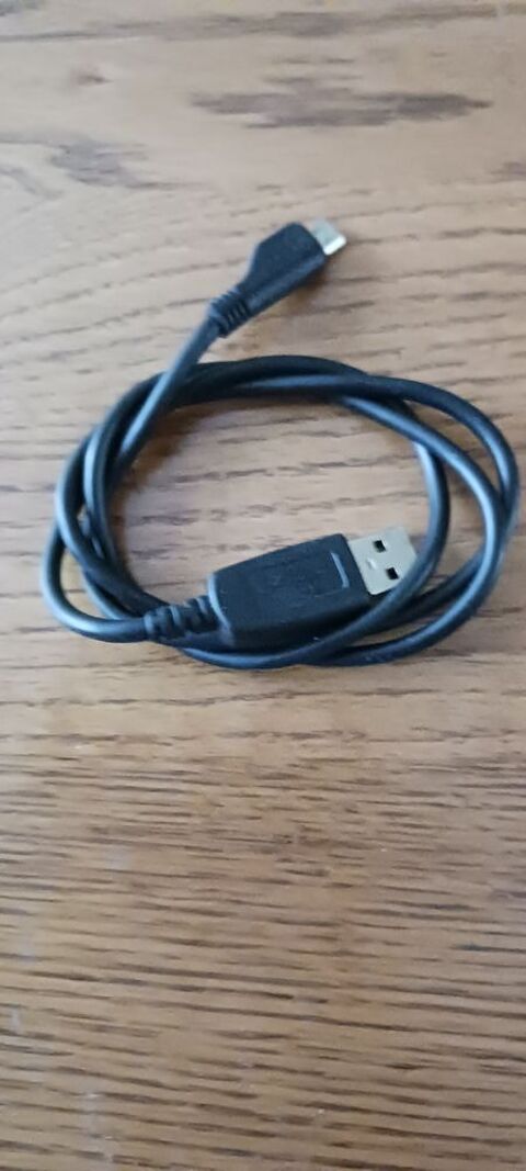 CABLE USB POUR TELEPHONE . 0 Frvent (62)