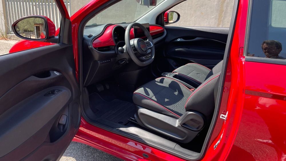500 E cabriolet FIAT lectrique RED 95ch 2023 occasion 13260 Cassis
