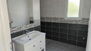  Villa à louer 3 pièces 84 m²