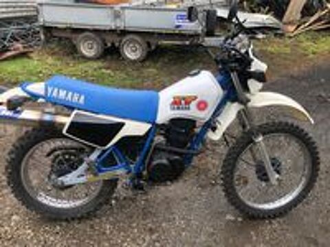 YAMAHA 1990 occasion 63810 Cros