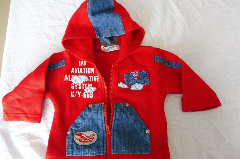 20 v&ecirc;tements en 6 mois Lot.1 Puériculture