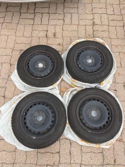 Pi&egrave;ces et &eacute;quipements Voiture Pi&egrave;ces et &eacute;quipements Voiture  occasion Sauverny 01220