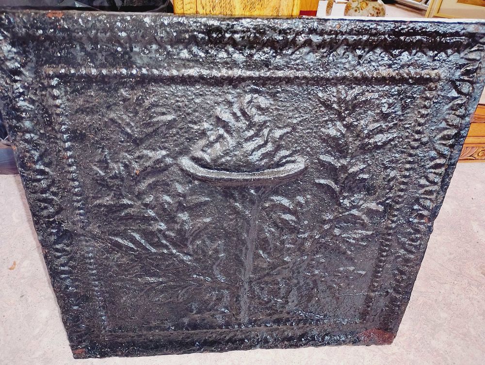 plaque cheminee fonte Décoration