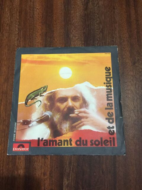 Vinyle 45 tours George Moustaki  L? amant du soleil et de la musique  4 Saleilles (66)