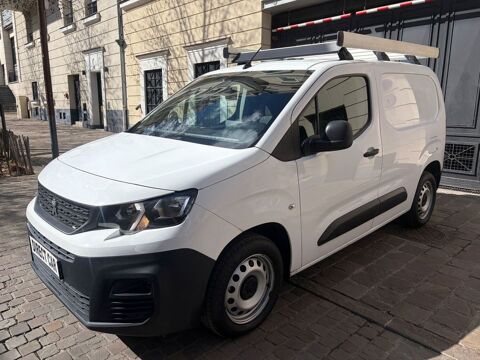 Peugeot Partner PARTNER FOURGON STANDARD 650 KG BLUEHDI 100 S&S BVM5 ASPHALT 2020 occasion Boulogne-Billancourt 92100