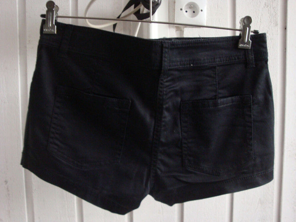 Short noir H&amp;M Vêtements