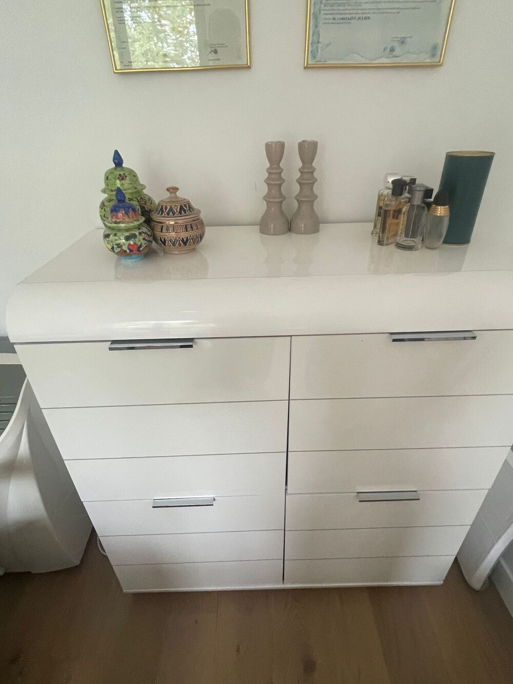 Meuble de bureau / Commode blanc laqu&eacute; Meubles