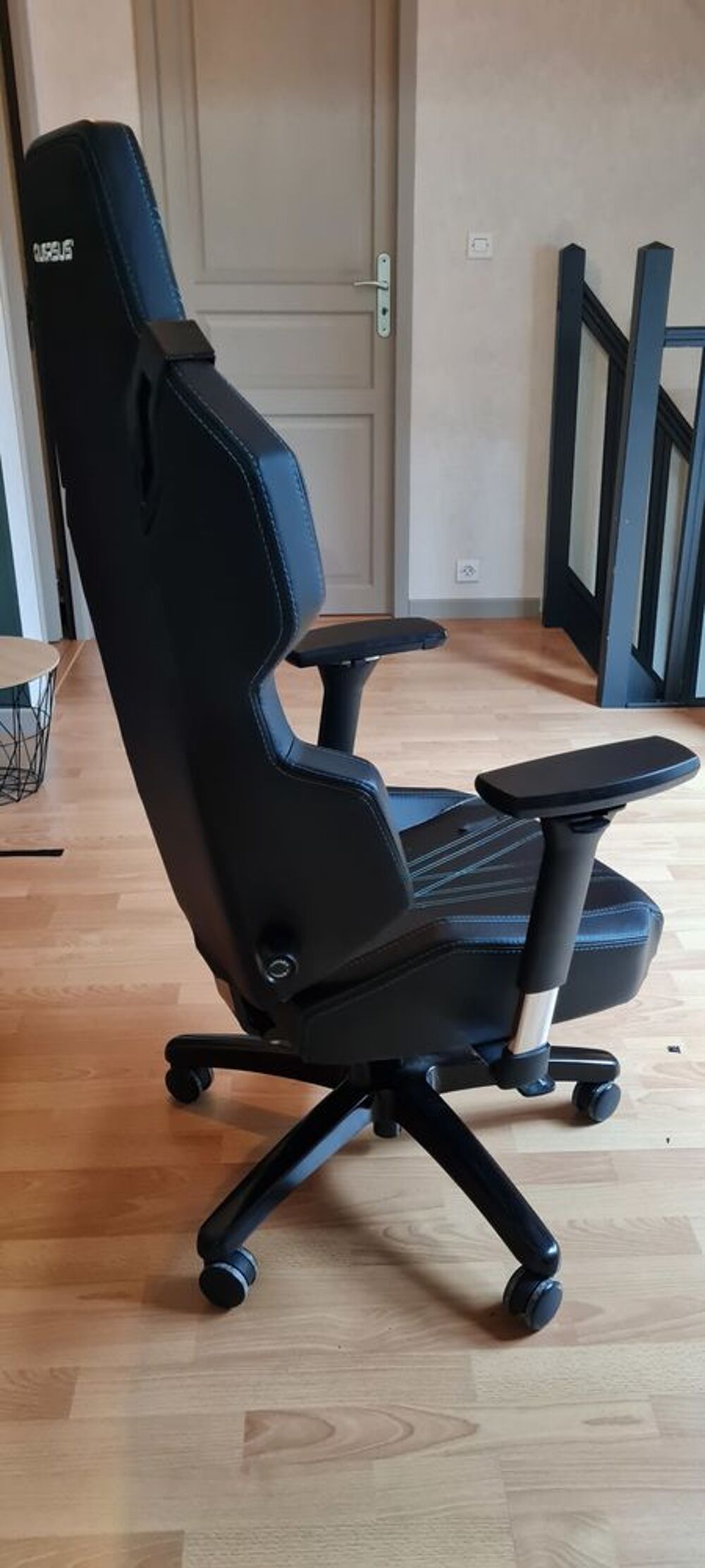 Chaise QUERSUS EVOS 303/XB
Meubles
