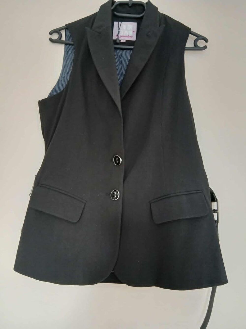  Veste spencer 3/4 noire Jennifer neuve + ceinture N&deg; 1418 Vêtements