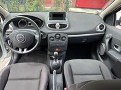 Clio III dCi 85 eco2 Dynamique TomTom BVR 2010 occasion 93250 Villemomble