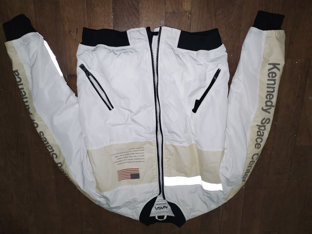Blouson NASA blanc taille S Vêtements