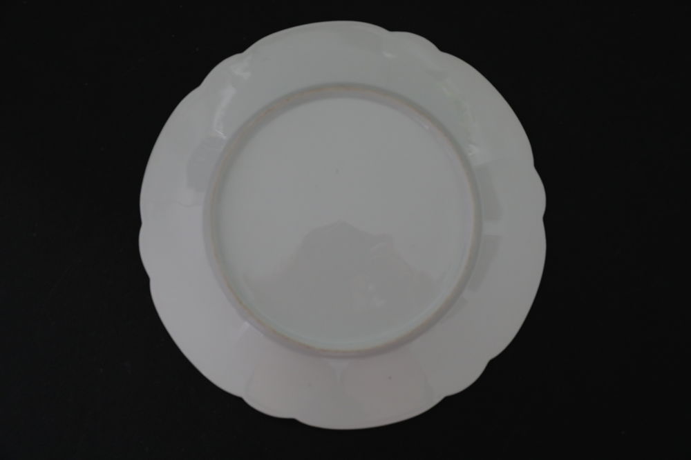 ASSIETTE EN PORCELAINE CHINOISE 1 PERSONNAGE 