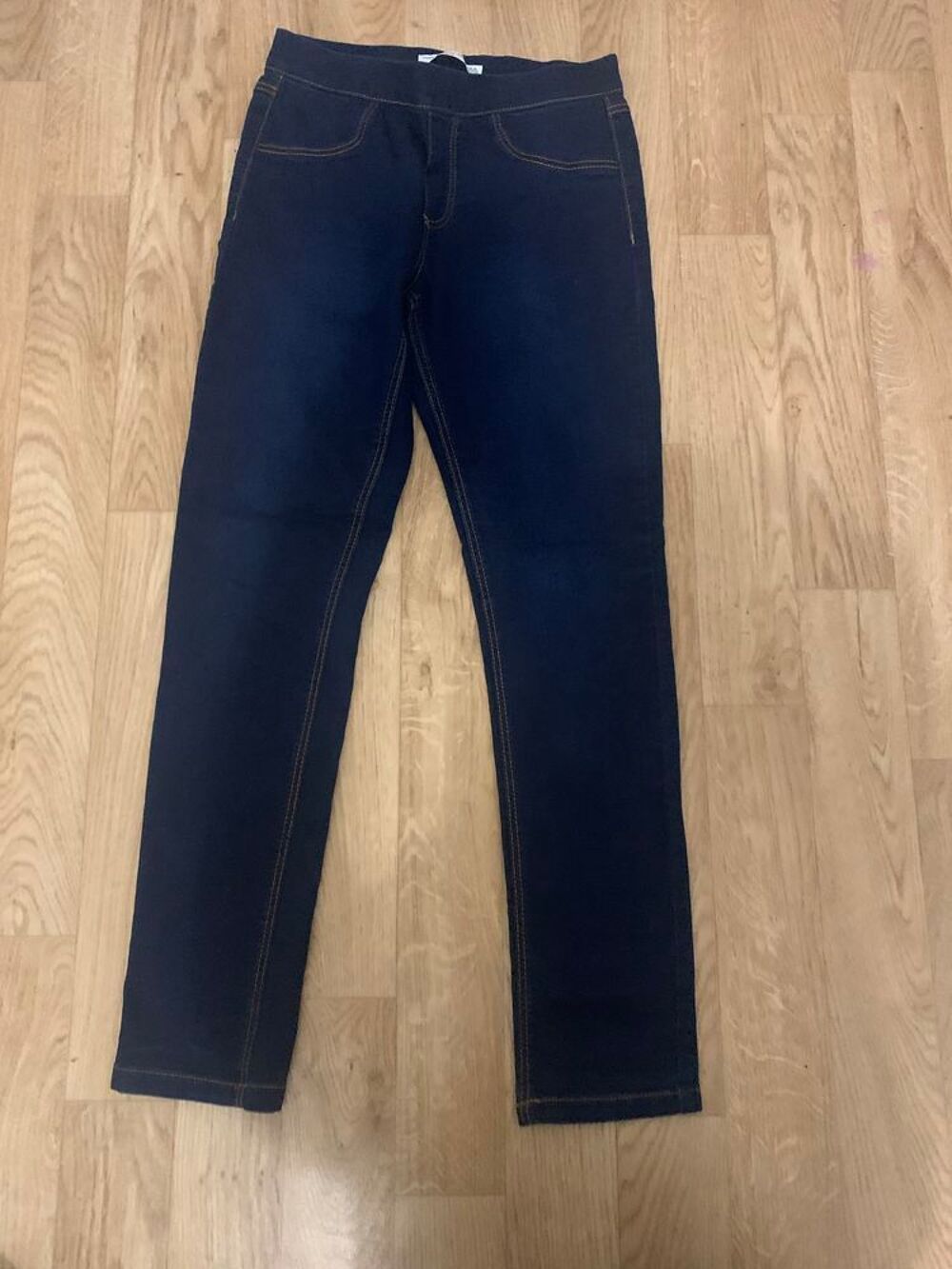 lot de v&ecirc;tements pour fille Vêtements enfants