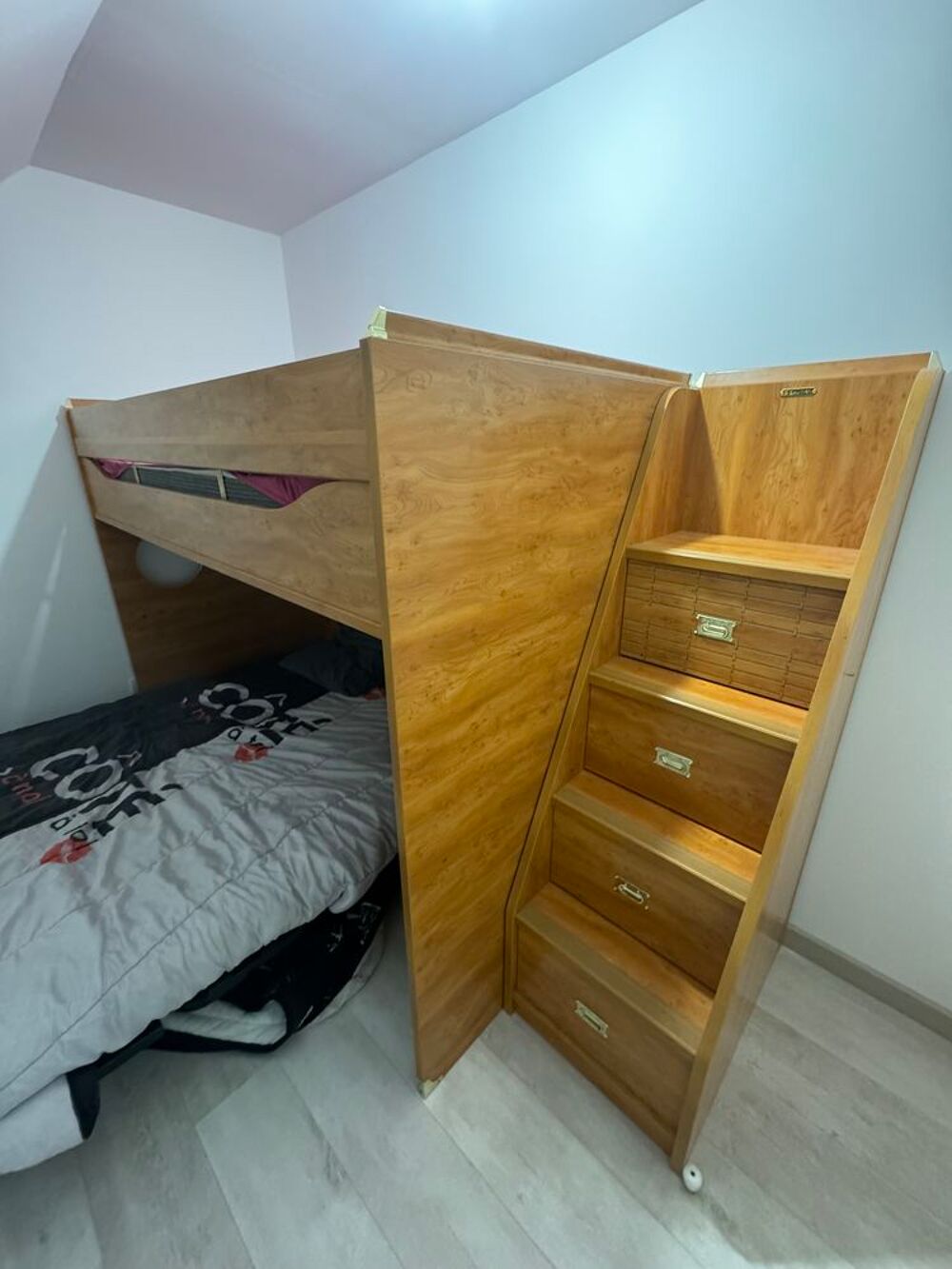Chambre compl&egrave;te : Lit superpos&eacute; 1 place + bureau + meuble bateau €" Marque Gautier €" Tr&egrave;s bon &eacute;tat Mobilier enfants