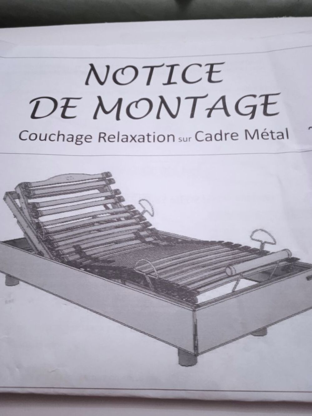  Lit m&eacute;dicalis&eacute; tout confort avec sommier articul&eacute;+Matelas. Meubles