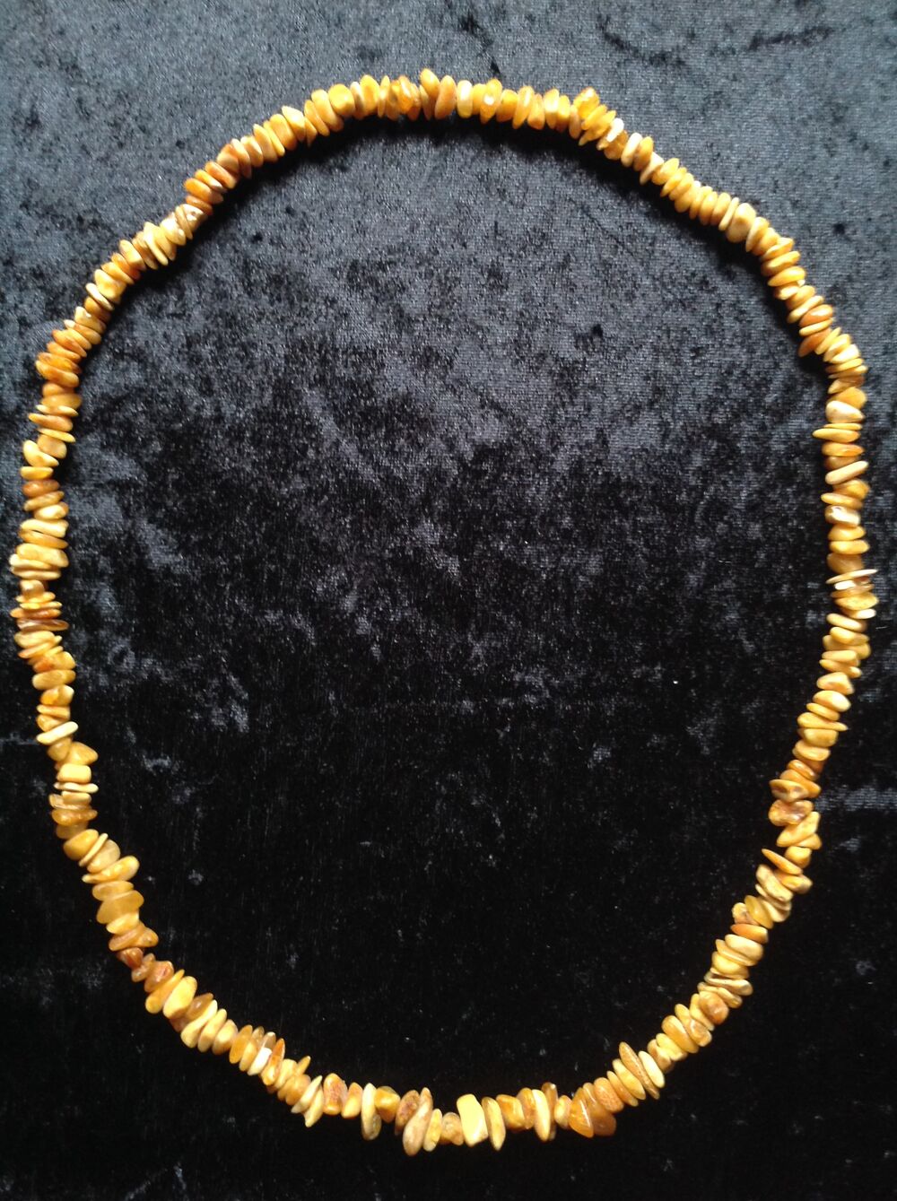 COLLIER EN AMBRE V&Eacute;RITABLE JAUNE DE 67,5cm Envoi Possible
Bijoux et montres