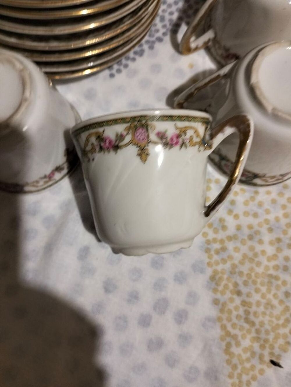 service &agrave; caf&eacute; porcelaine de limoges Décoration