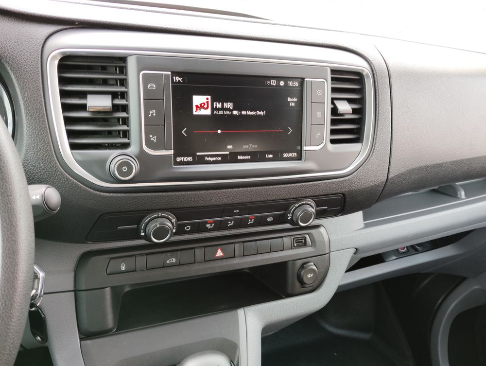 Vivaro VIVARO FGN TAILLE M BLUEHDI 120 S&S BVM6 PACK BUSINESS 2022 occasion 59820 Gravelines