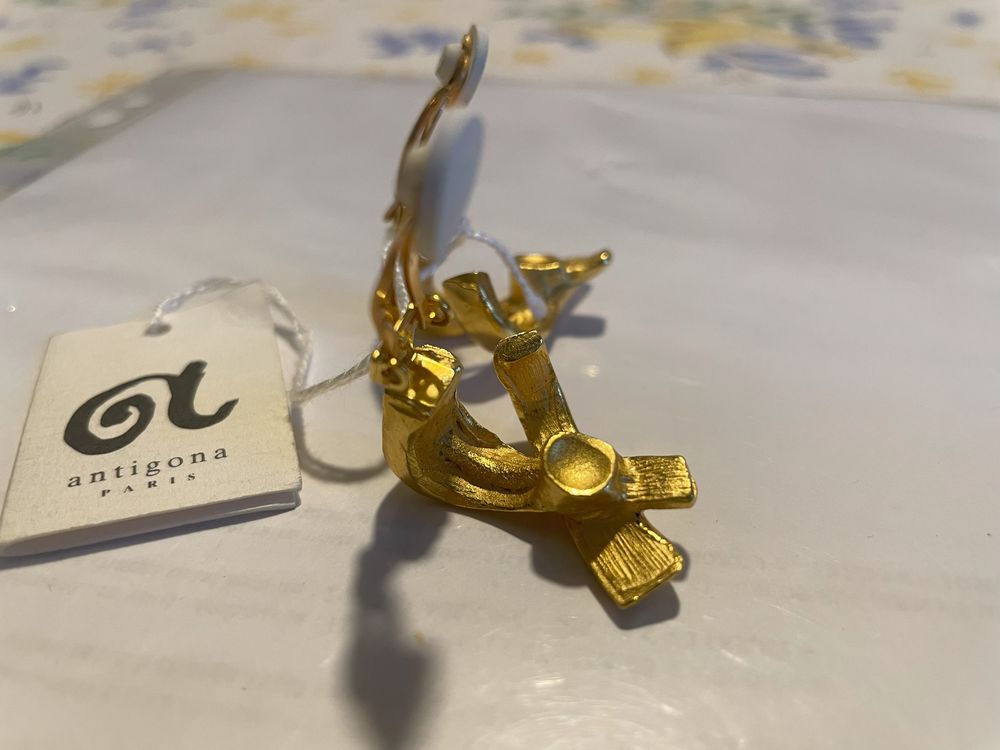 BO Clip dor&eacute;e croisillon ANTIGONA Bijoux et montres