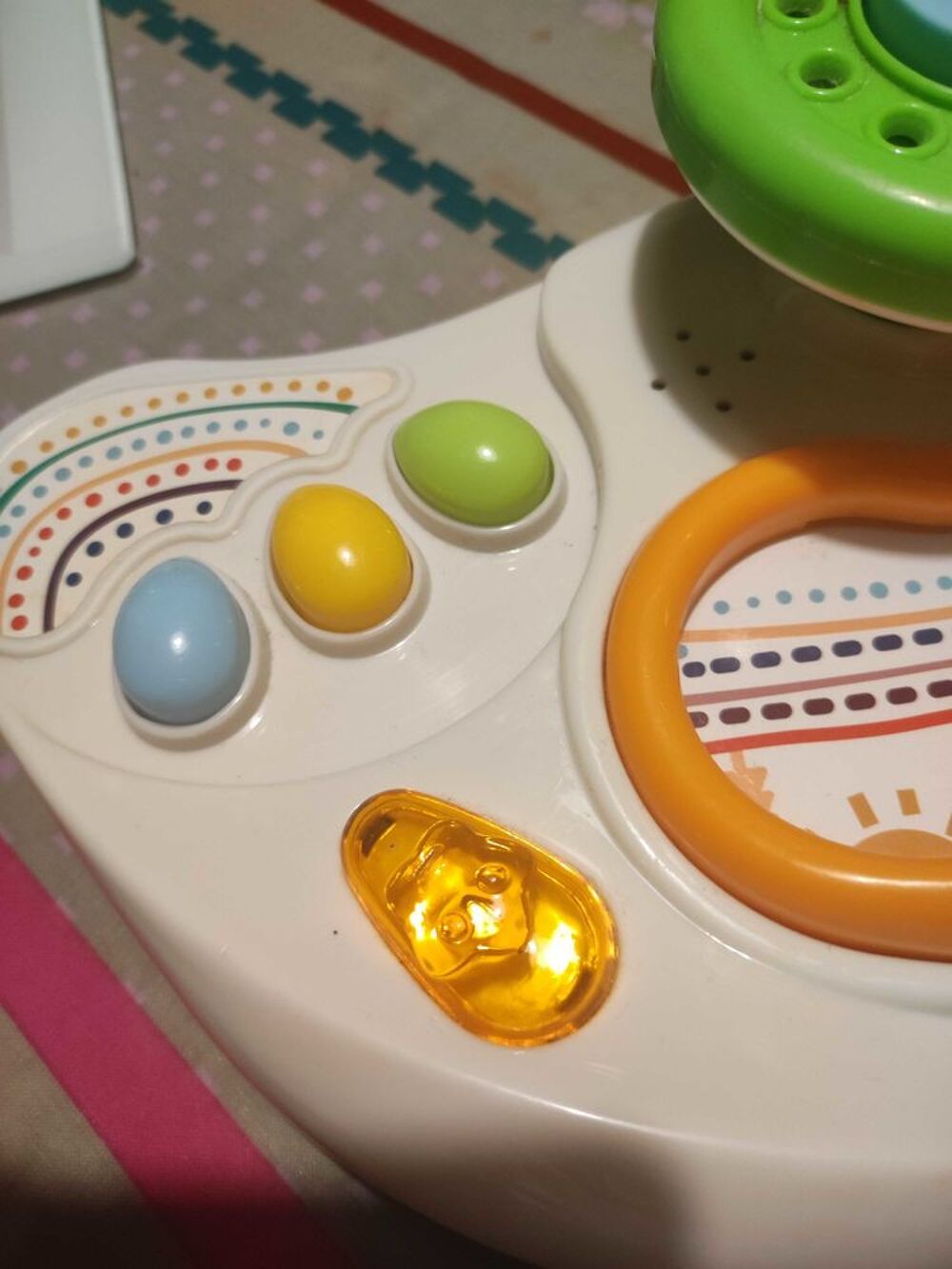 Jouet table r&eacute;cr&eacute;atif. Jeux / jouets
