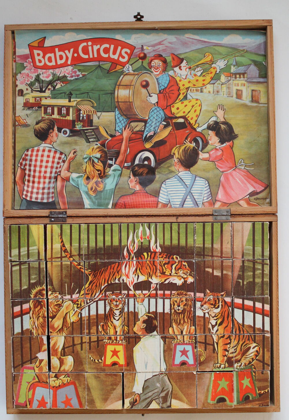 Boite de cubes ancien en bois puzzles th&egrave;me cirque 
M.F.R.G Jeux / jouets