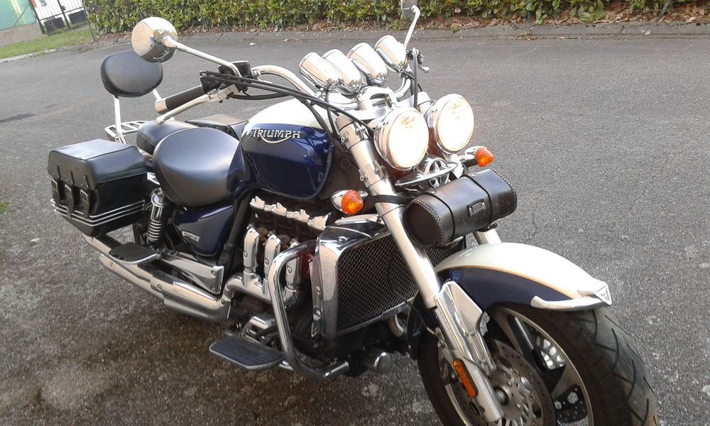 TRIUMPH 2008 occasion 57320 Dalstein
