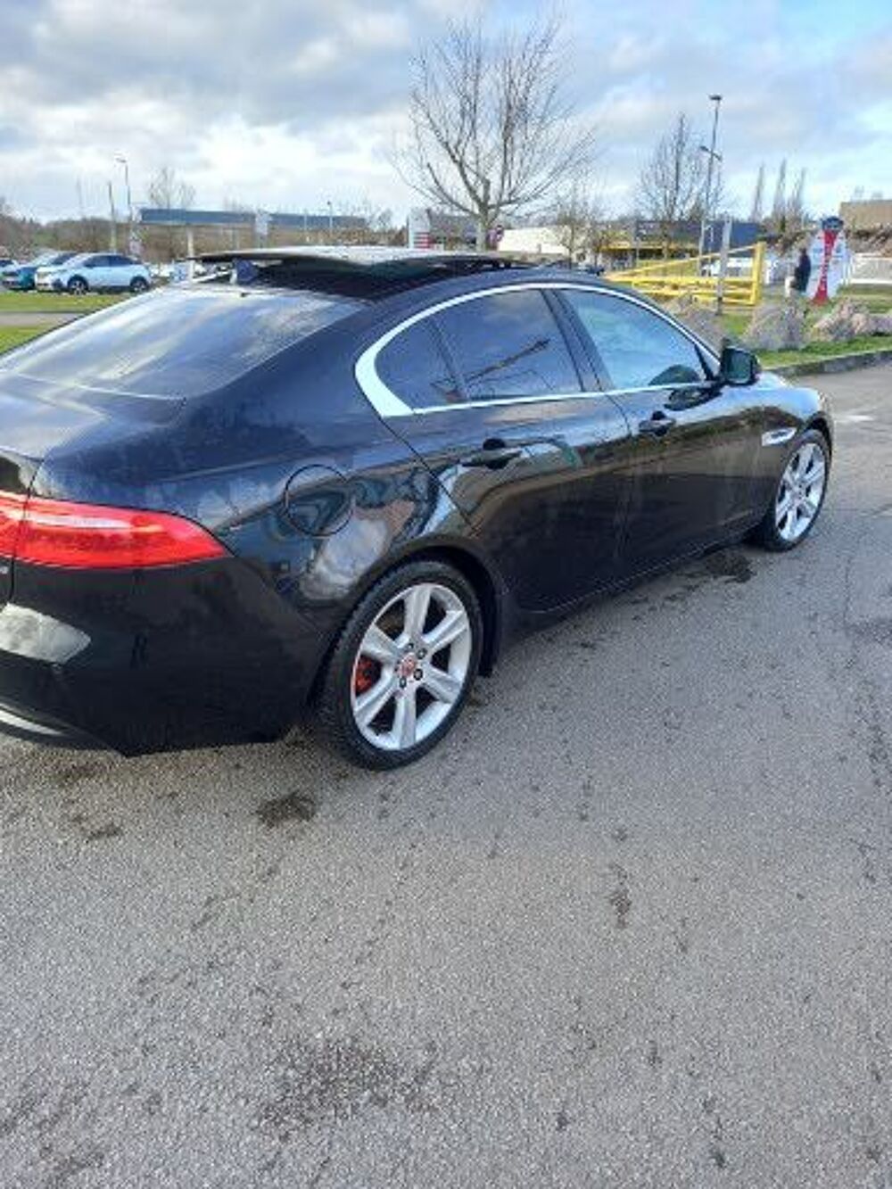 XE 2.0 D - 180 ch BVA R-Sport 2015 occasion 71800 La Clayette