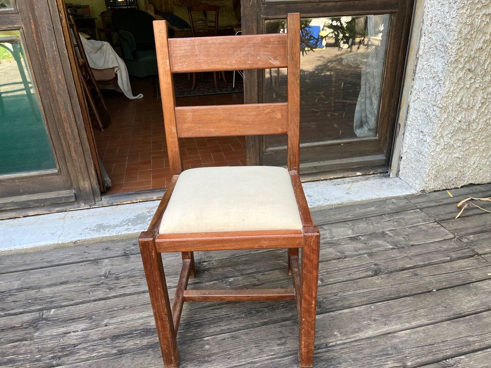 1 chaise bois et tissu Meubles