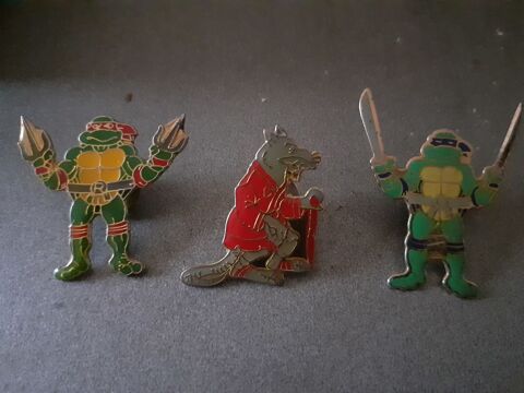 Pin's divers 3 Nantes (44)