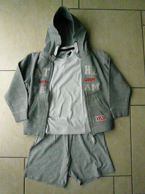 Ensemble de sport 3 pi�ces 6 ans (n�33) 12 Franqueville-Saint-Pierre (76)