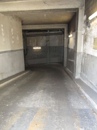  Parking / Garage à louer 11 m²