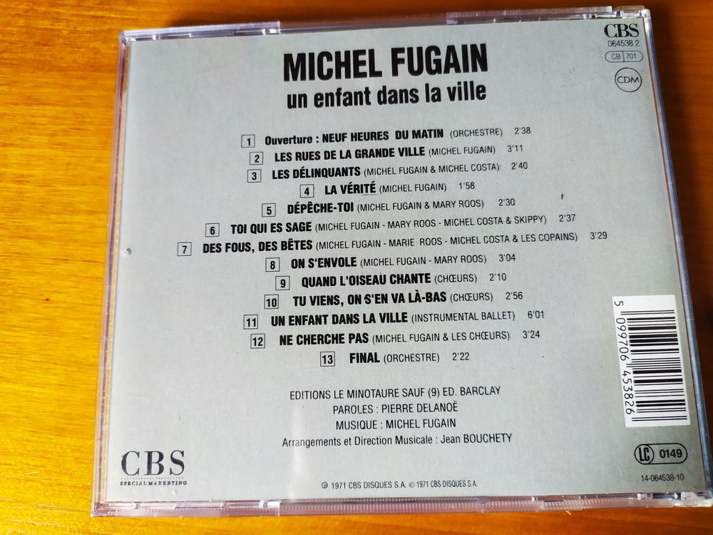 CD Un enfant dans la ville . Michel Fugain
CD et vinyles