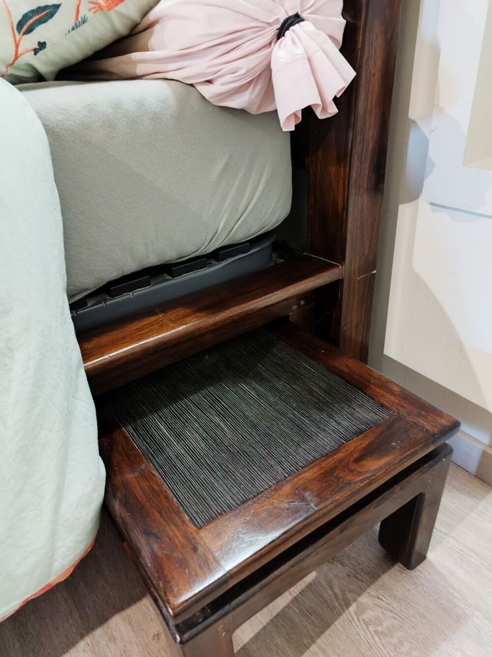 Chambre compl&egrave;te bois exotique Meubles