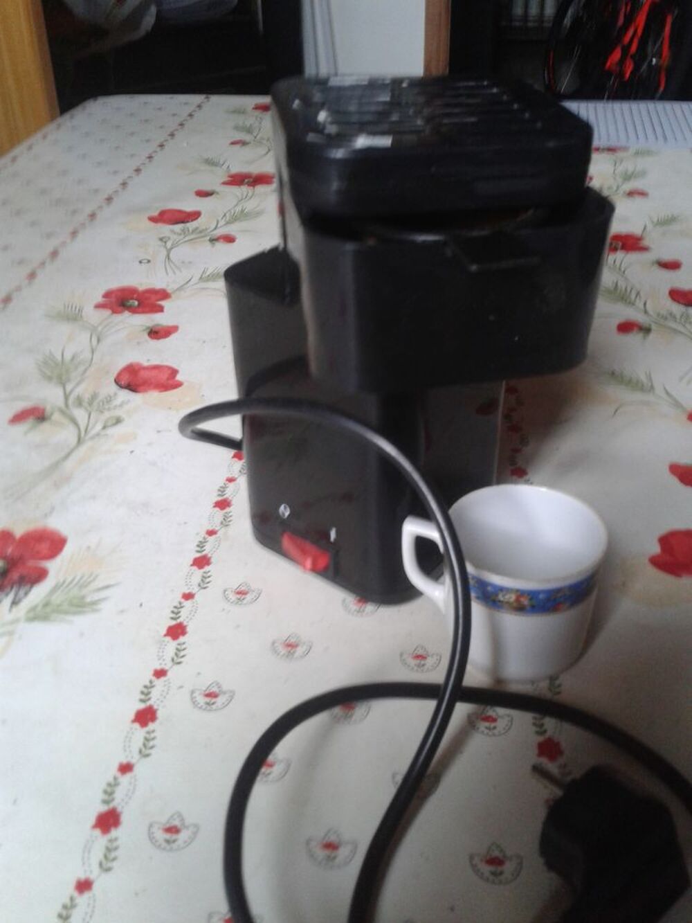 CAFETIERE ELECTRIQUE EUROPRO. Electroménager