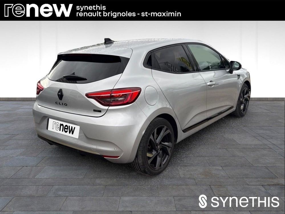 Clio V Clio E-Tech full hybrid 145 Engineered 2023 occasion 83170 Brignoles