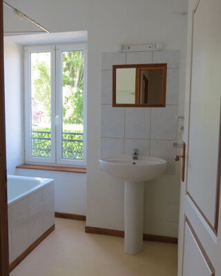  Appartement à louer 3 pièces 78 m²
