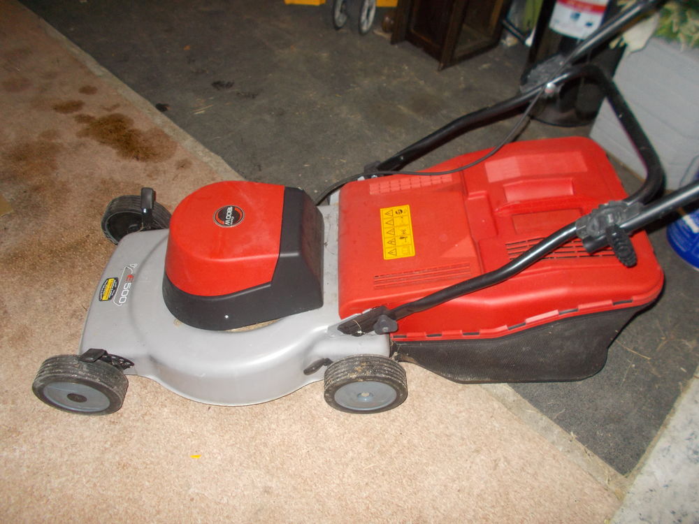 tondeuse electrique comme neuve faire prix Jardin