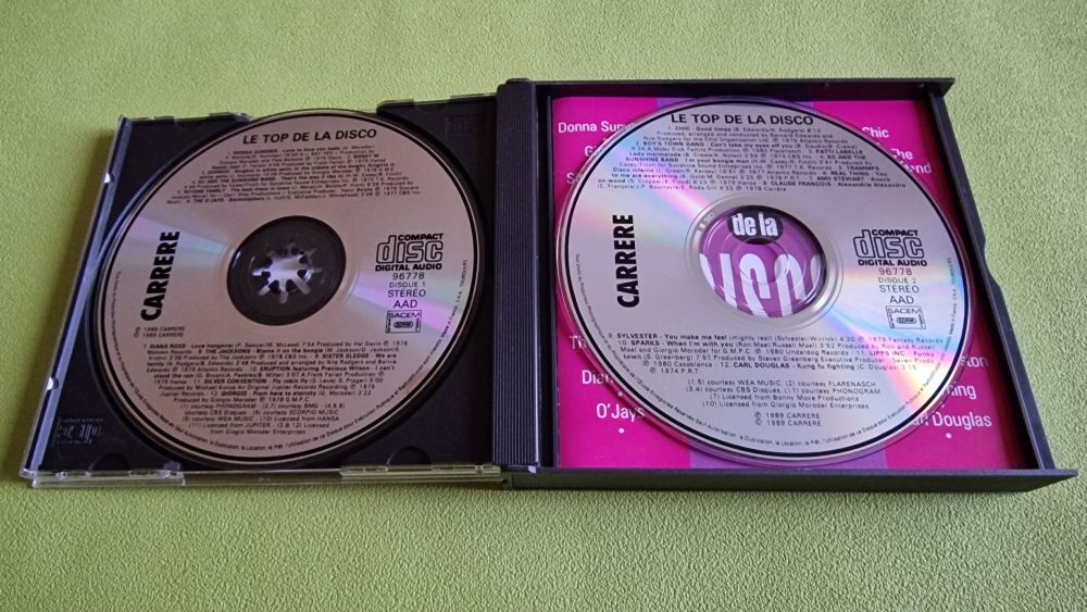 LE TOP DE LA DISCO * CD CD et vinyles