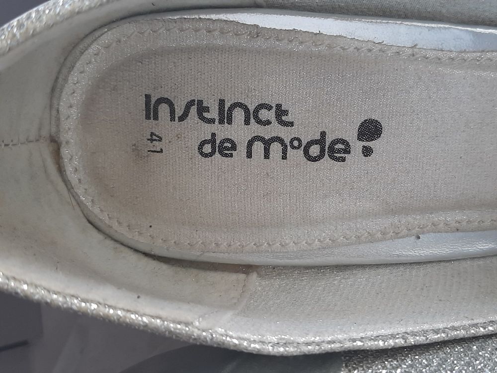 CHAUSSURES DE FETES ARGENTEES Chaussures