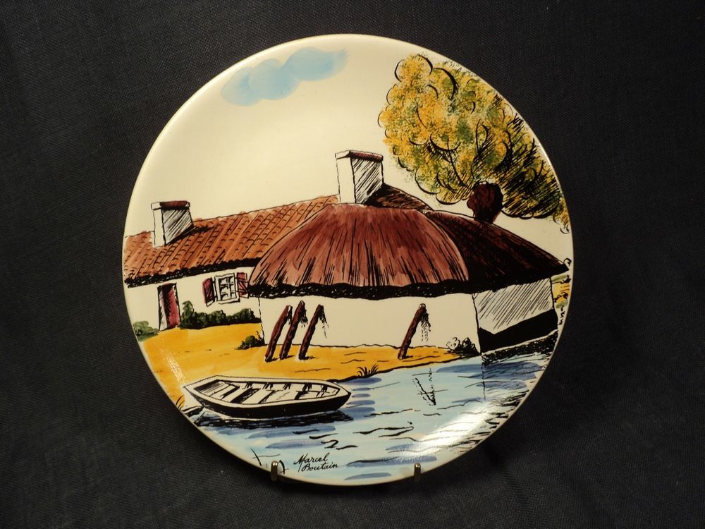 Assiette Fa&iuml;ence Marcel Boutain Saint-Gilles-Croix-de-Vie. Décoration