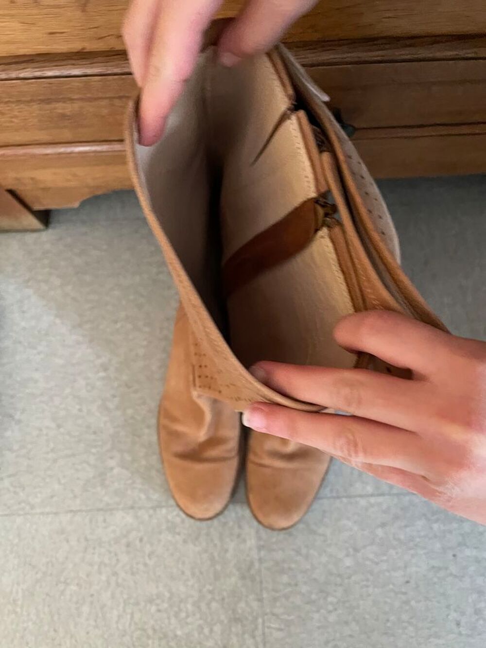 Paire de bottes de marque "Cosmoparis" Chaussures