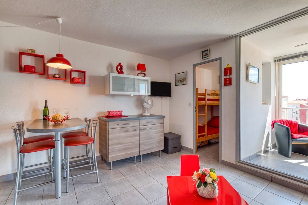   CAP D'AGDE  STUDIO CABINE  RENOVE  vue mer et 100 m de la pl Languedoc-Roussillon, Montpellier (34000)